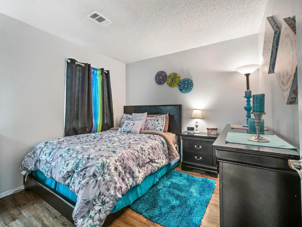 Table Rock Escape at Pointe Royale