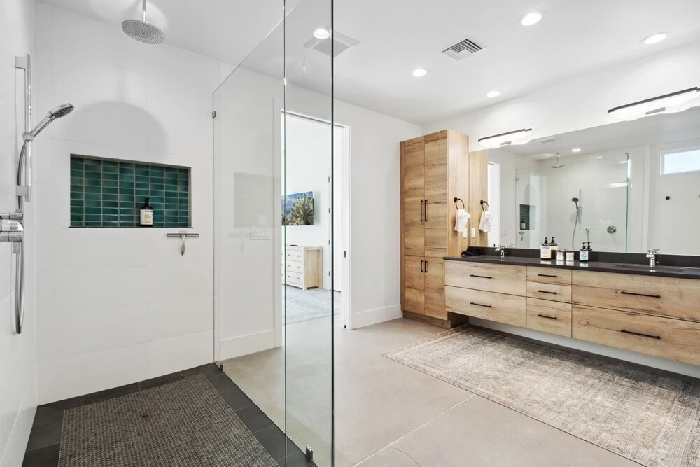 Desert Blue Rose with Pool