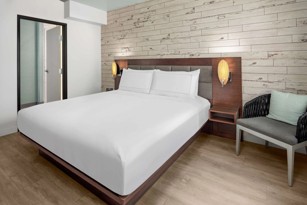 The Fin Hotel, Tapestry Collection by Hilton