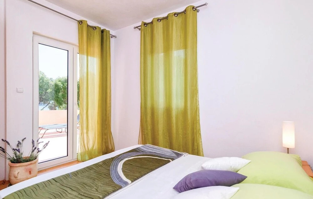 Holiday Home Zastrazisce With Sea View 04