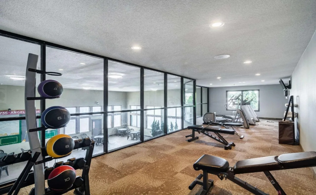 Riverview Inn & Suites, an Ascend Collection Hotel