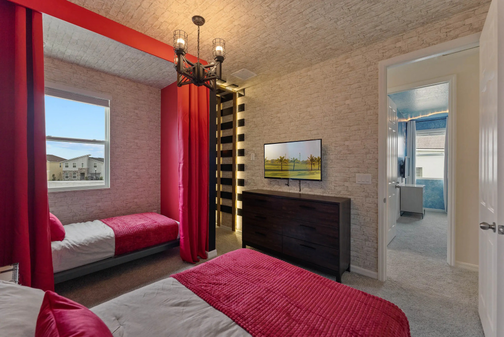 9 Bedrooms 65 Bathrooms Solara Resort 8905 Th