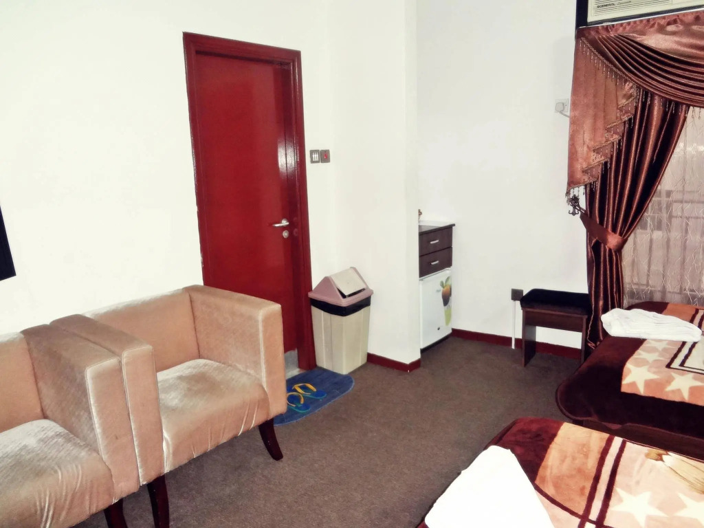 Lapaz Hotel