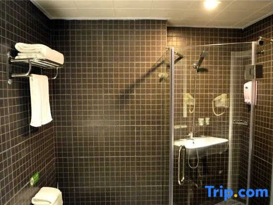Motel 168 (Hohhot The Affiliated Hospital of Inner Mongolia Medical University)
