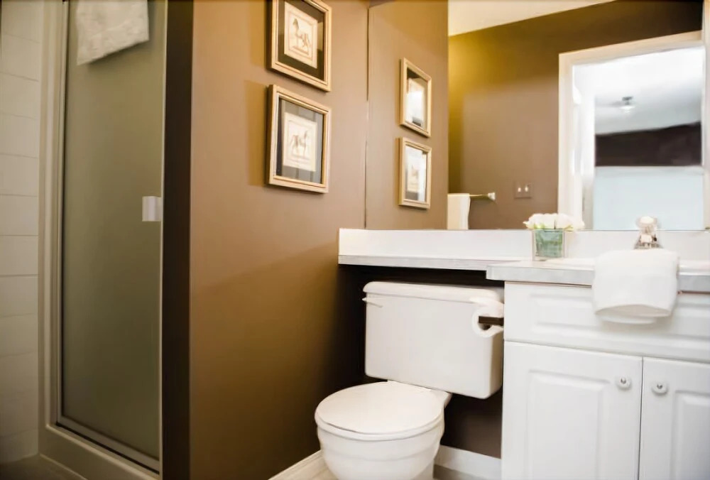 Executive Suites by Roseman - Pavilions of Eau Claire