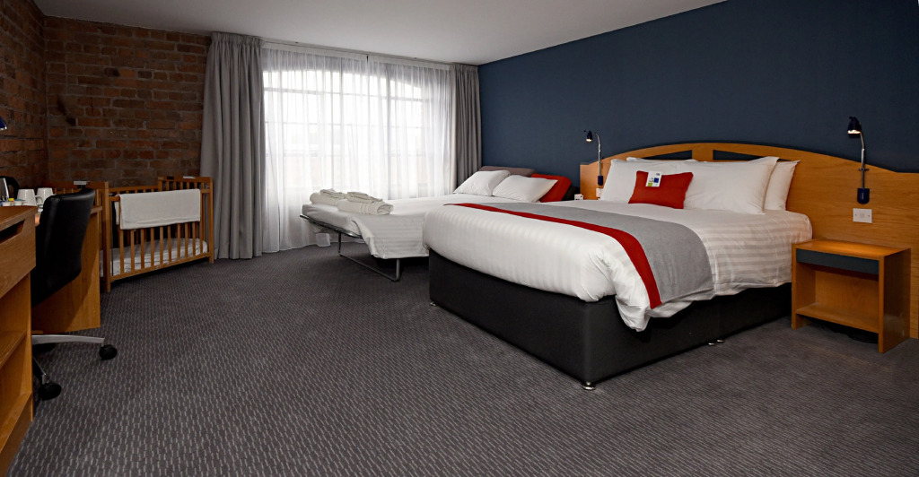 Holiday Inn Express Liverpool-Albert Dock by IHG