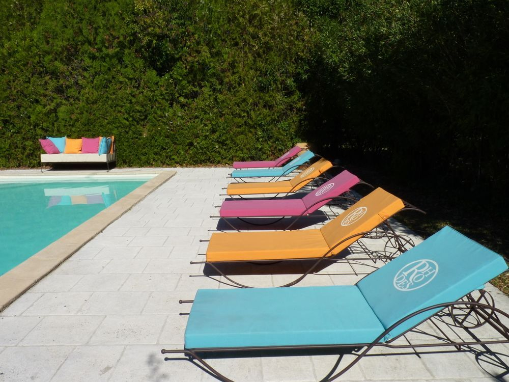 Domaine de Rhodes - 5 Chambres et 7 locations de vacances