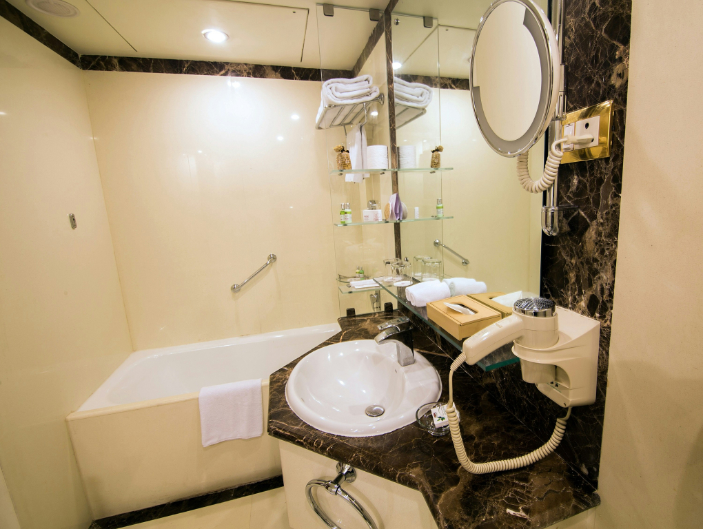 The Orchid Hotel Mumbai Vile Parle