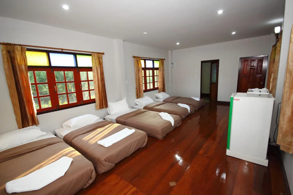 Rai Lam Poo Farm and Camping Resort