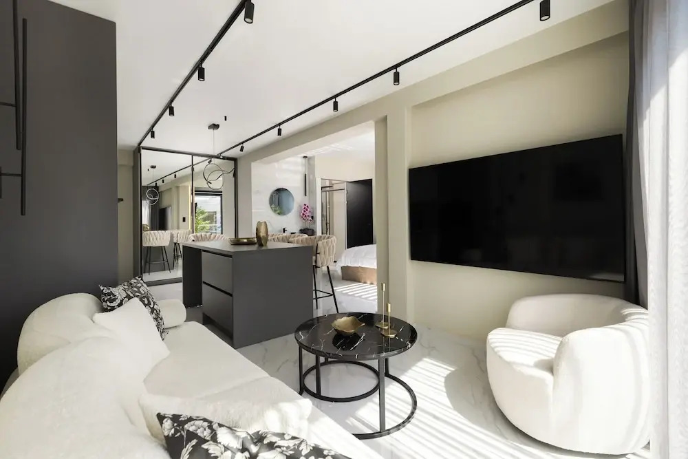 Ophelia Suites by halu!
