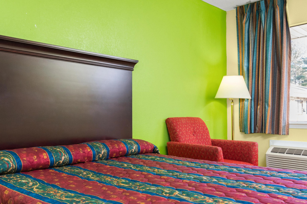Budget Host Inn by Hotel O Portland near I-65
