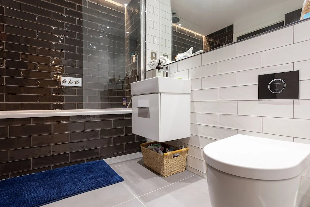 1 Bedroom Converted Warehouse In Stoke Newington