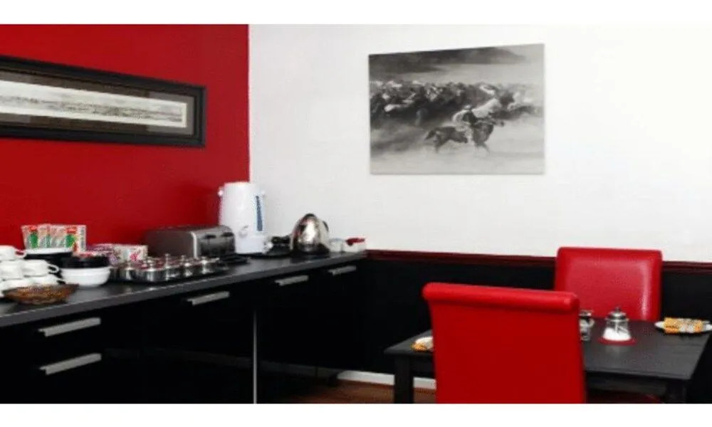 The Admirals Inn Guest House