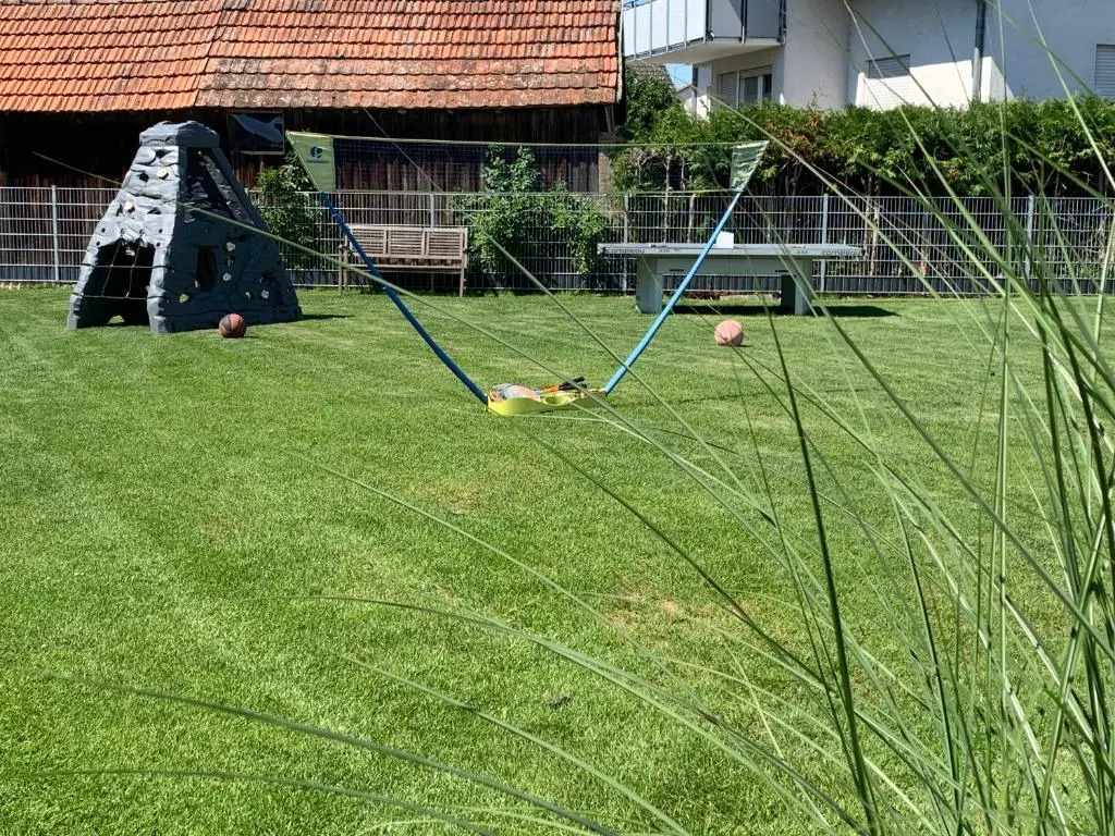 Haag Ferienwohnungen von "Small" bis "XL" für max 10 Personen und 6 Schlafzimmern