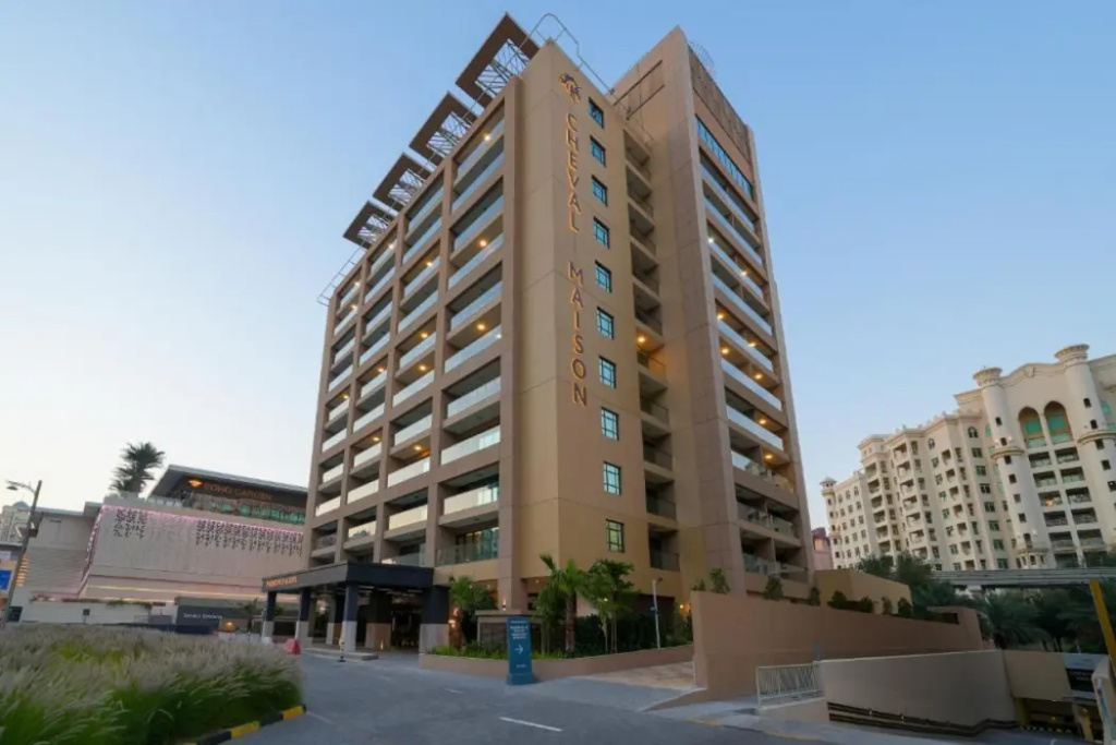 Cheval Maison - The Palm