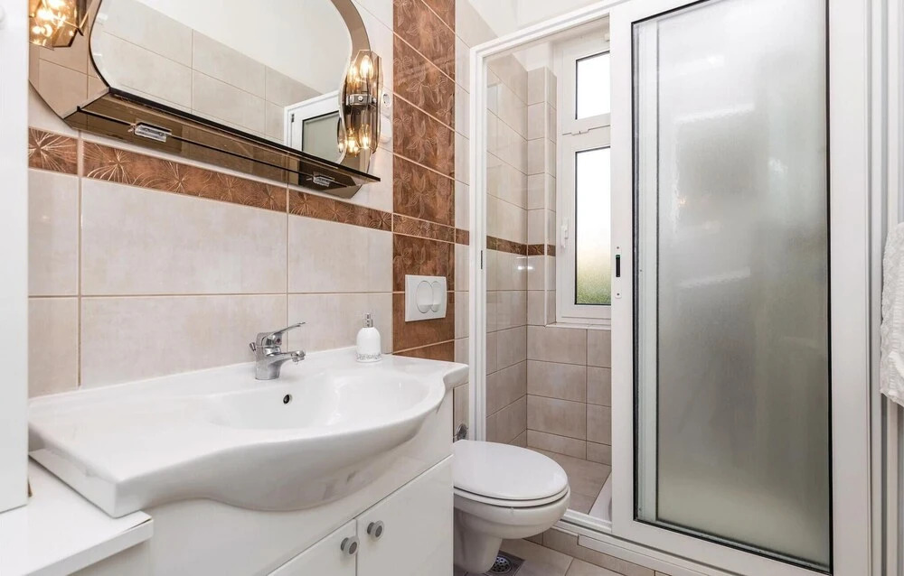 Awesome Home in Lovran With Wifi and 3 Bedrooms