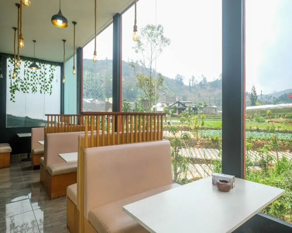 RedDoorz Syariah Near Gerbang Dieng 2