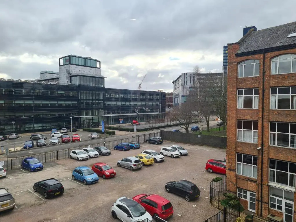 Leicester Luxury Apartments - S08