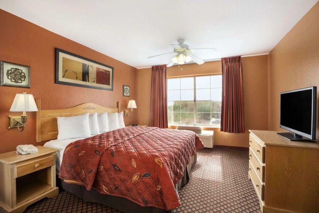 Garner Hotel Phoenix Northwest - Surprise by IHG