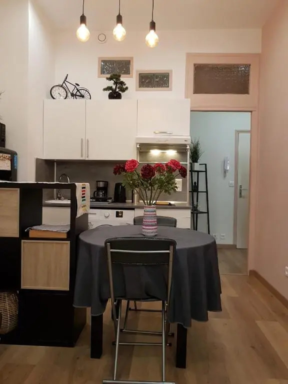 AC, cosy apartment, 15" sea