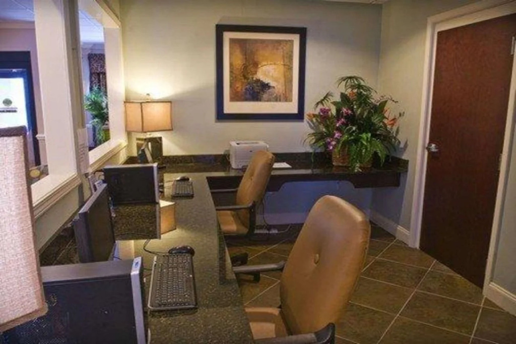 Comfort Inn & Suites Fort Walton Beach - Destin West