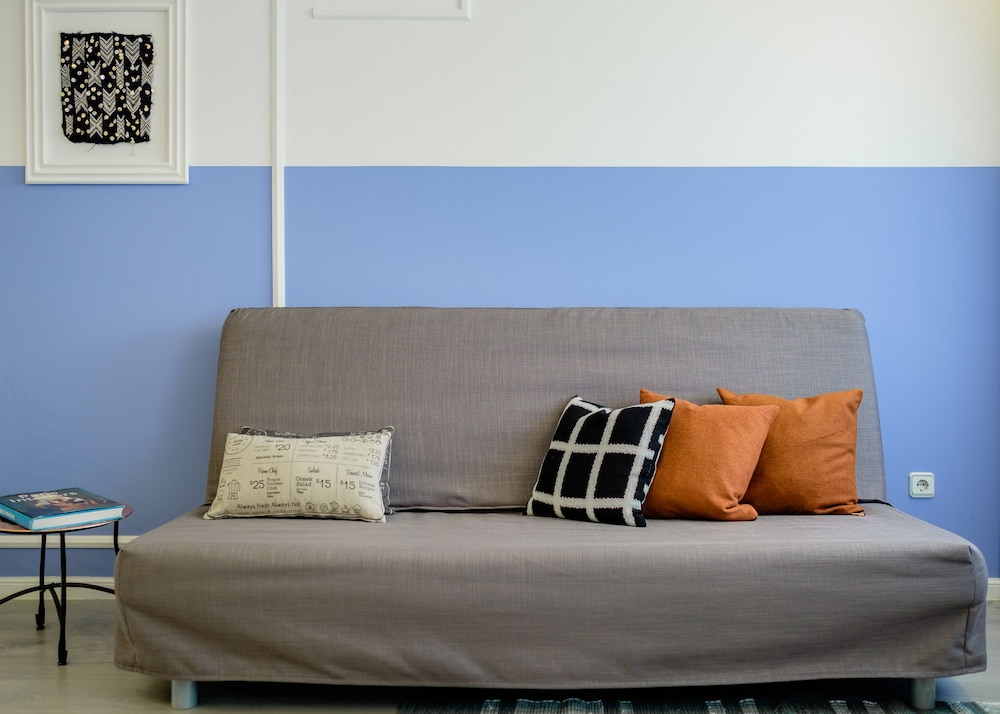 BOUTIQUE RENTALS - Provence Apartment
