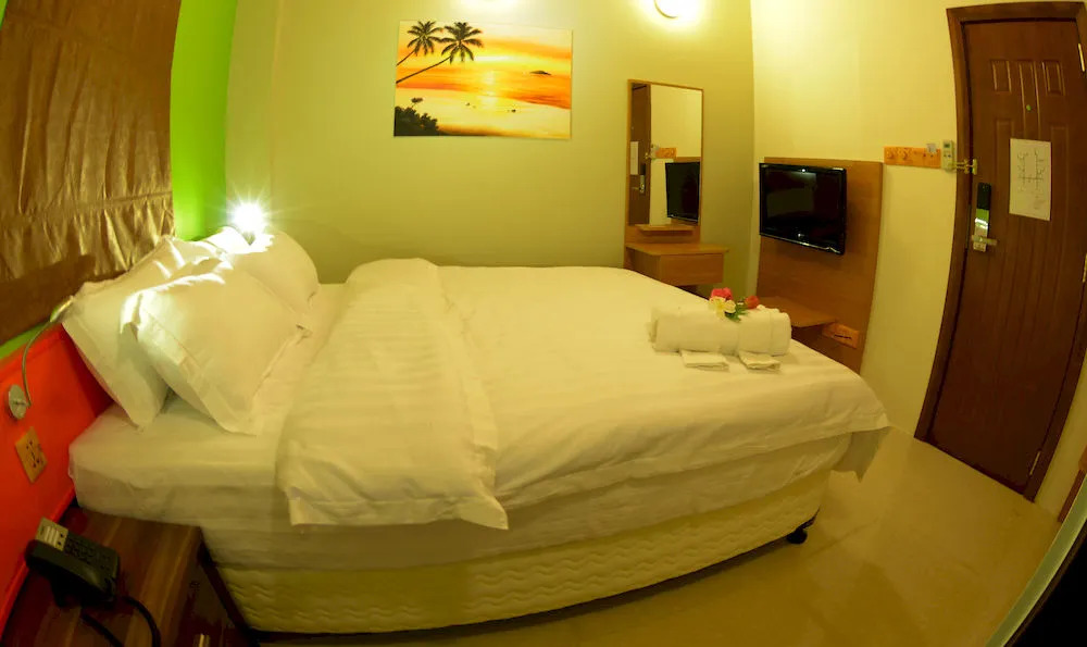 SeaHouse Maldives TopDeck Hotel