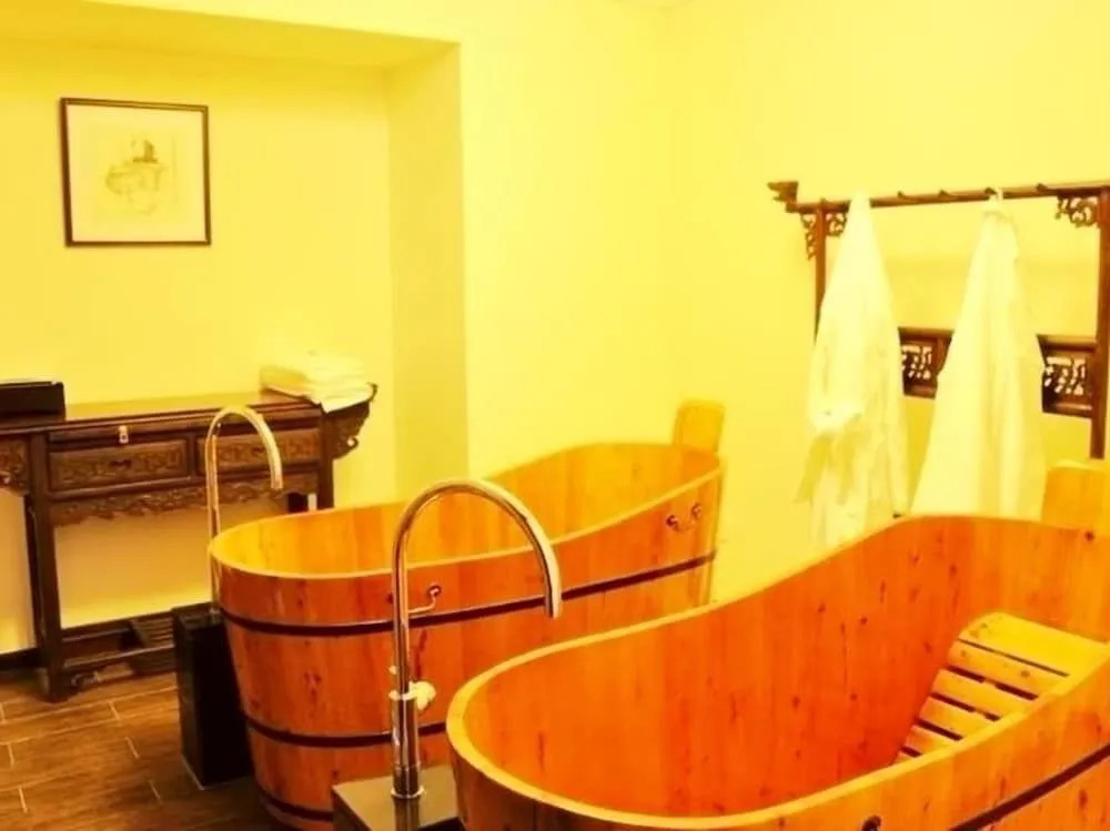 Jianian CEO Holiday Hotel