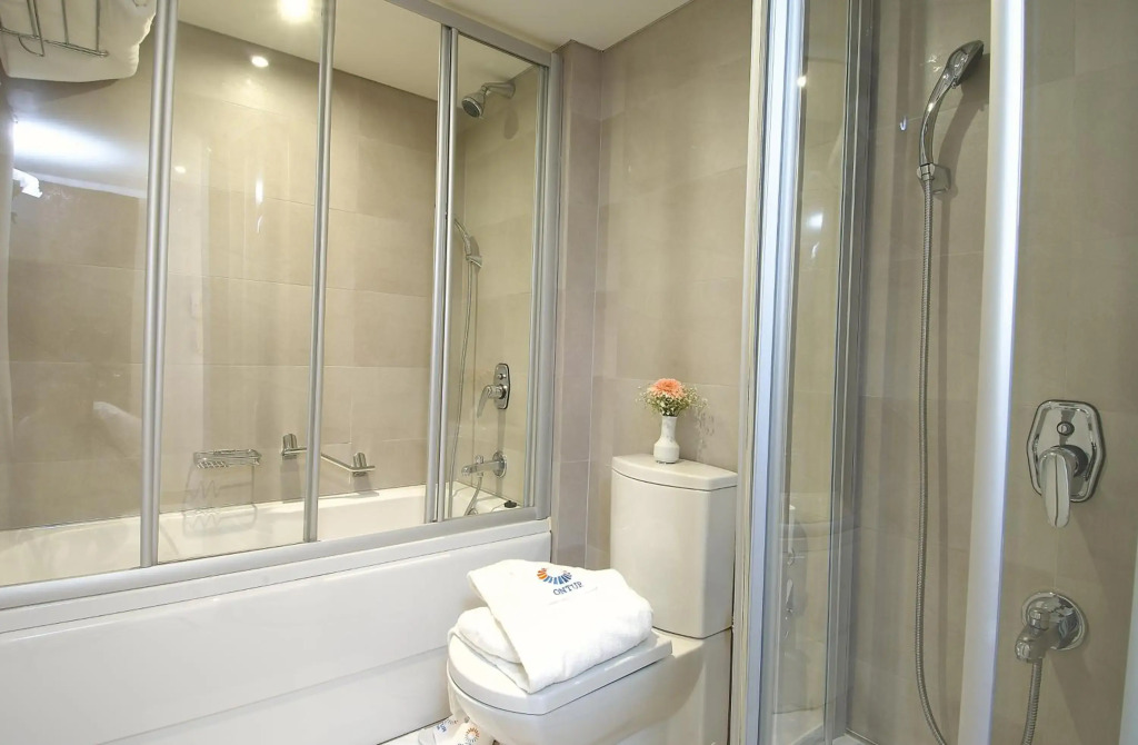 Ontur Izmir Otel
