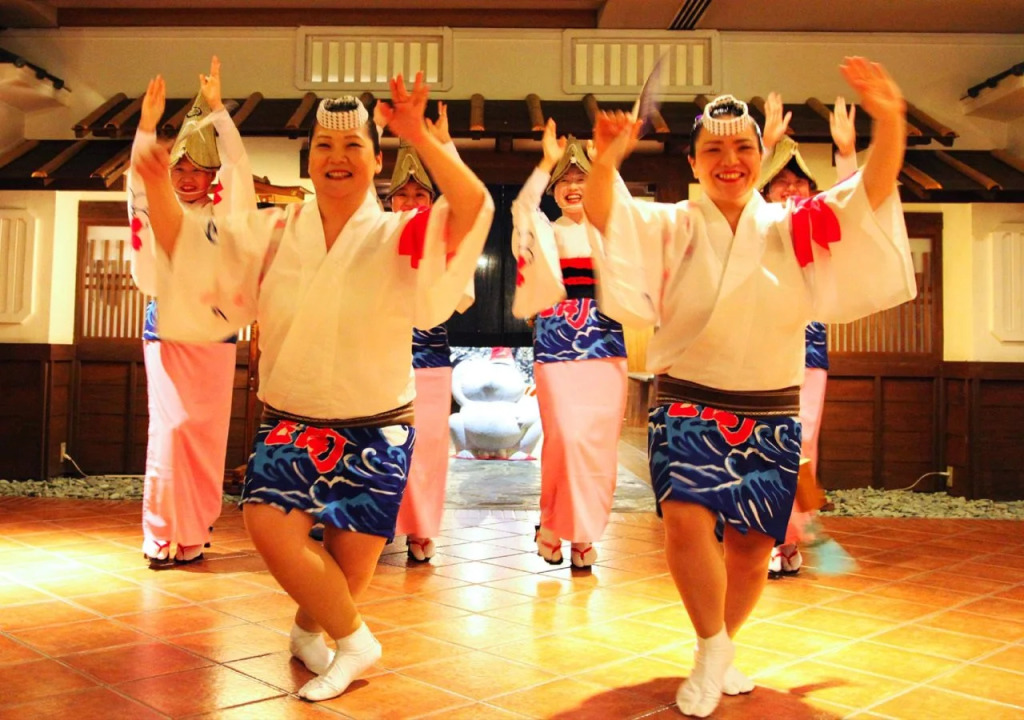 AoAwo Naruto Resort