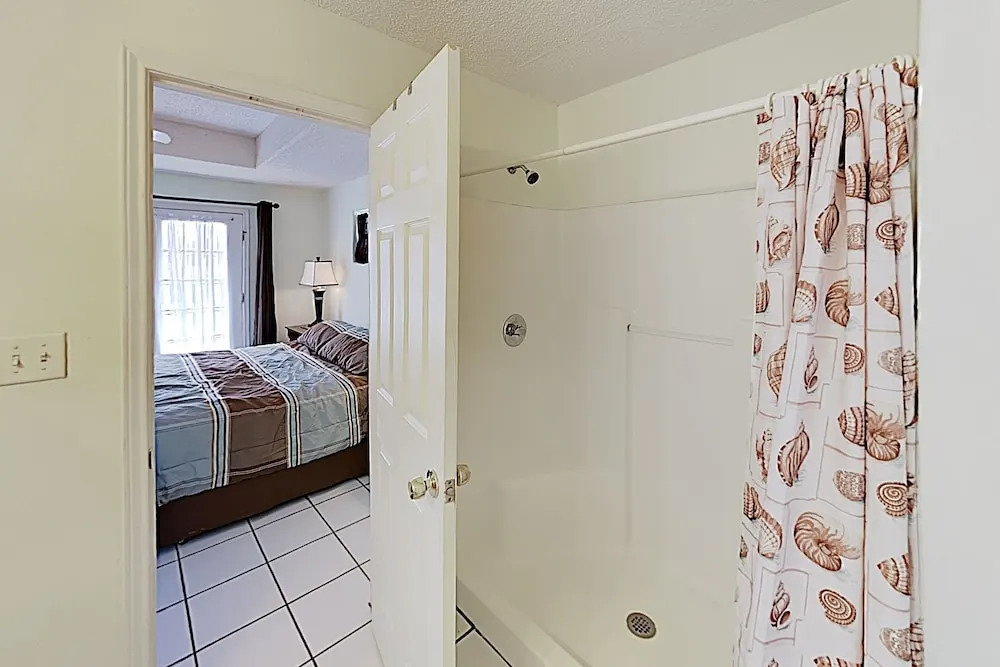 New Listing! Casa De La Isla W/ Private Pool 3 Bedroom Condo