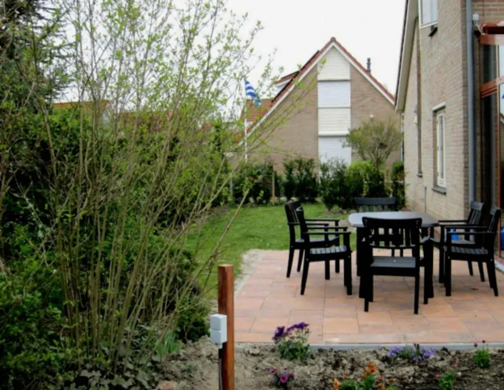 Nice Holiday Home With Courtyard