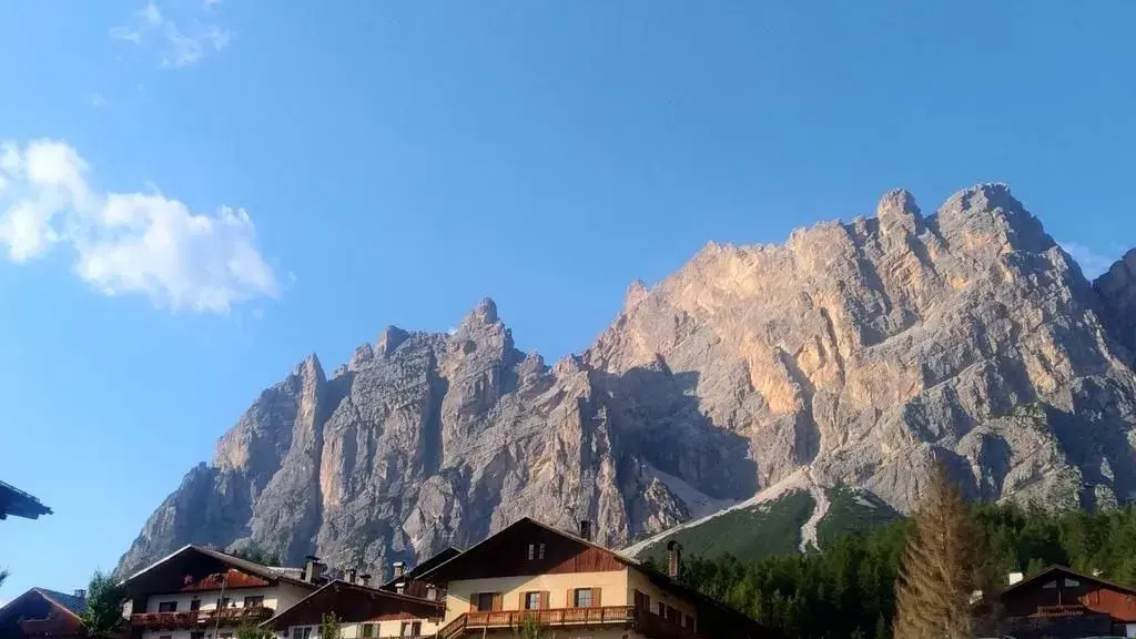 Hotel Montana