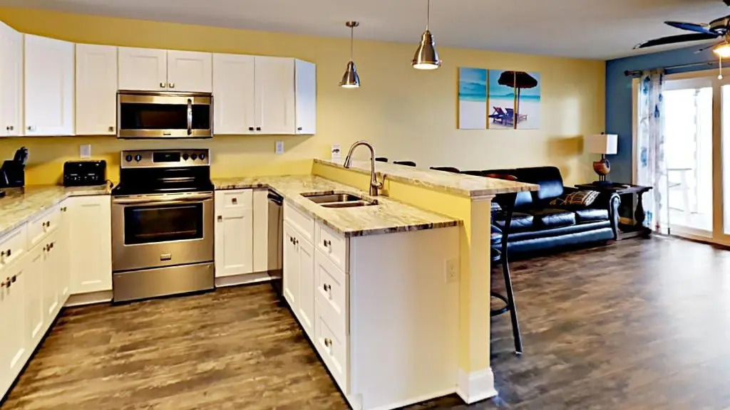 Put-In-Bay Waterfront Condo #103