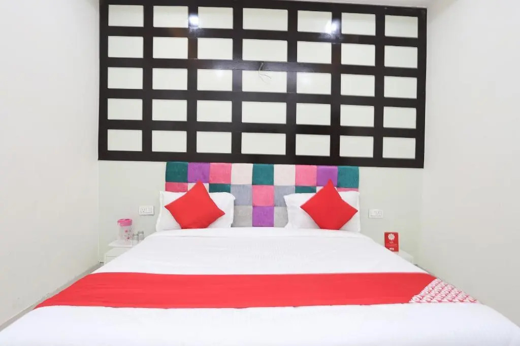 Hotel Laxmi Inn by OYO Rooms