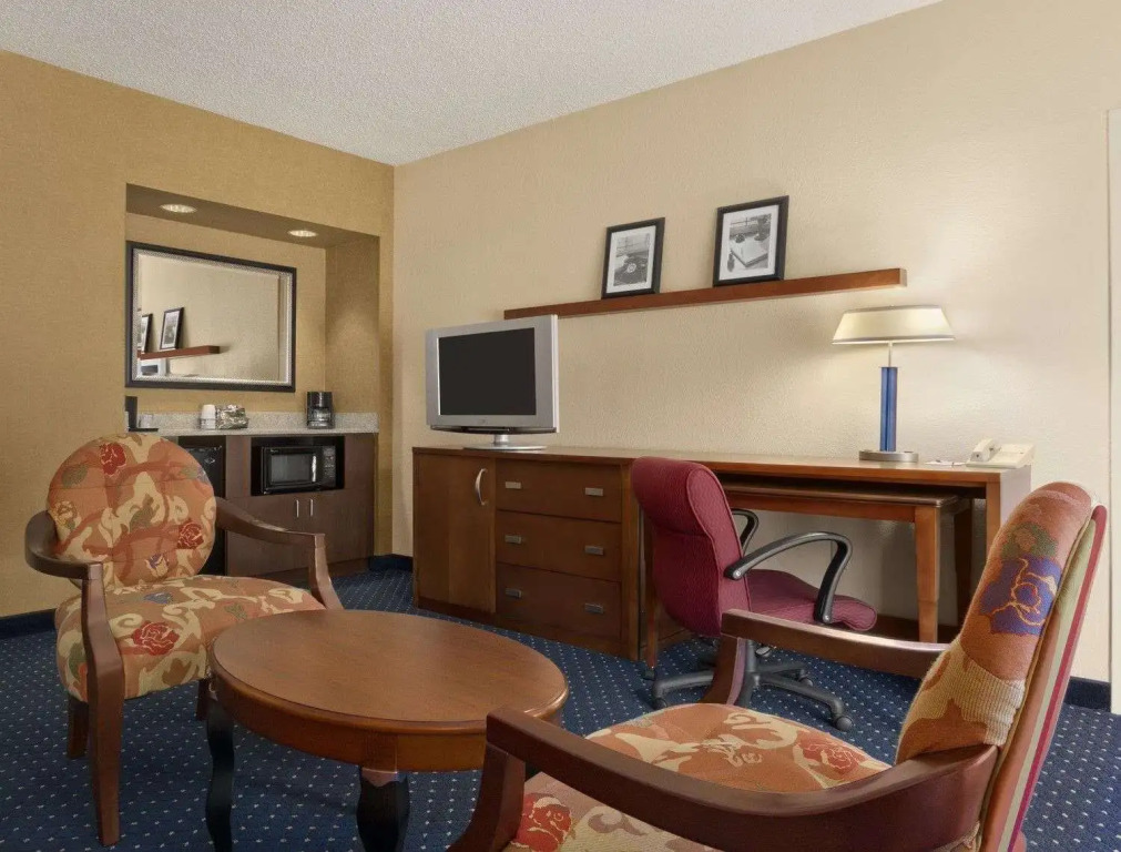 Baymont by Wyndham Columbia Northwest