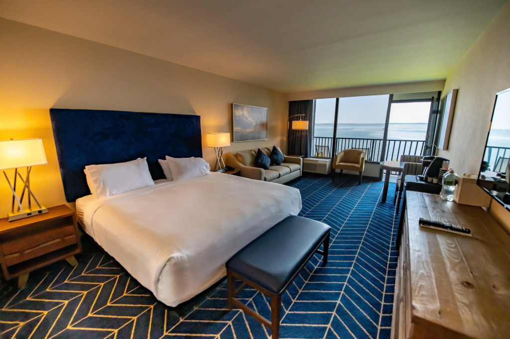 Holiday Inn Bar Harbor Regency Hotel by IHG