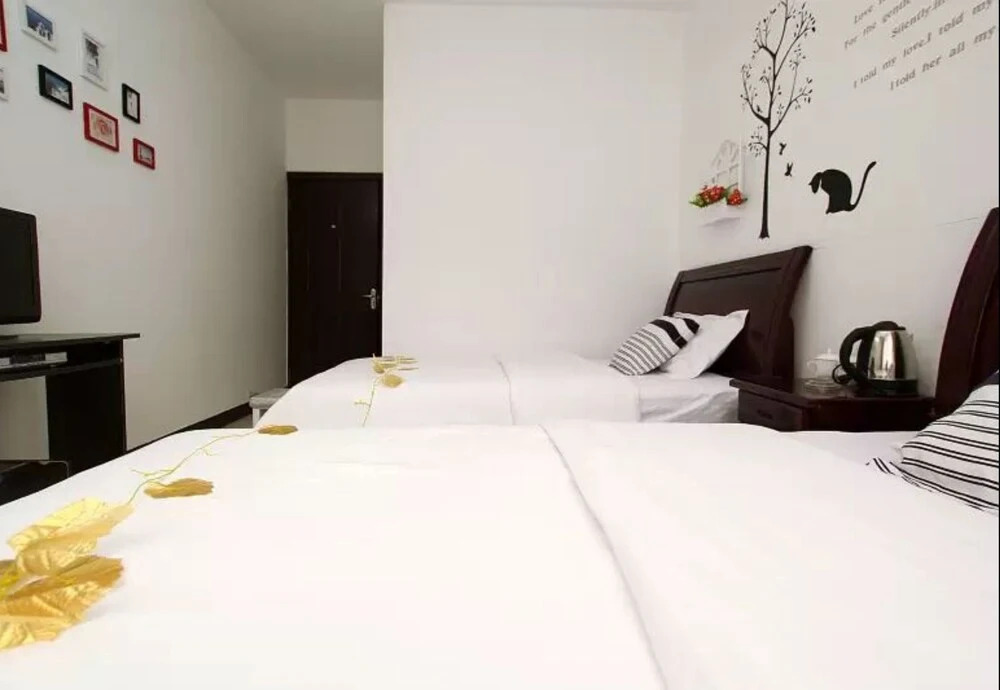 Zhaolvchang Holiday Hotel (Yangshuo County Kindergarten West Street)