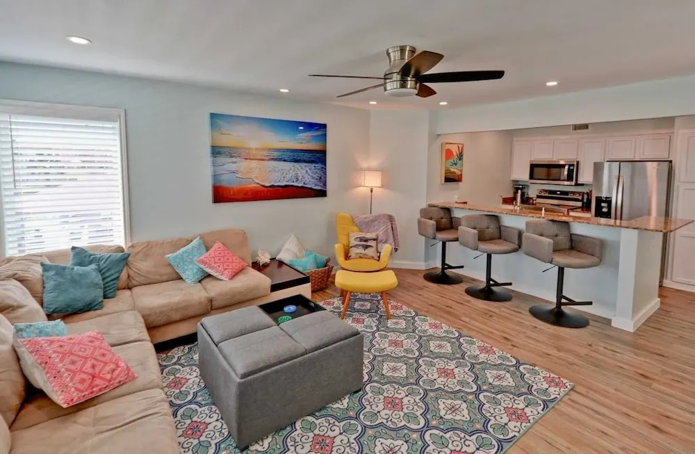 Gulfpoint 3209 3 Bedroom Condo by RedAwning