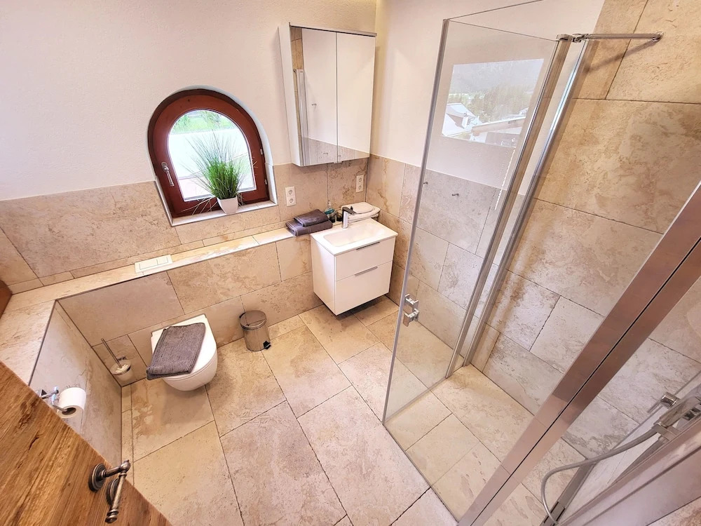 Schickster Sky Lodge und Chalet Rossi