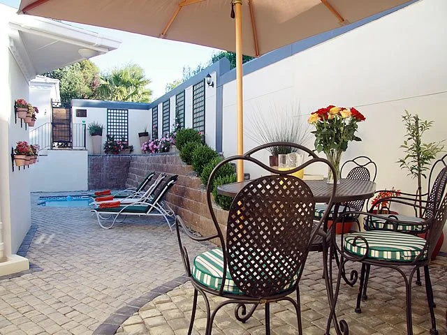Blaauwheim Guest House