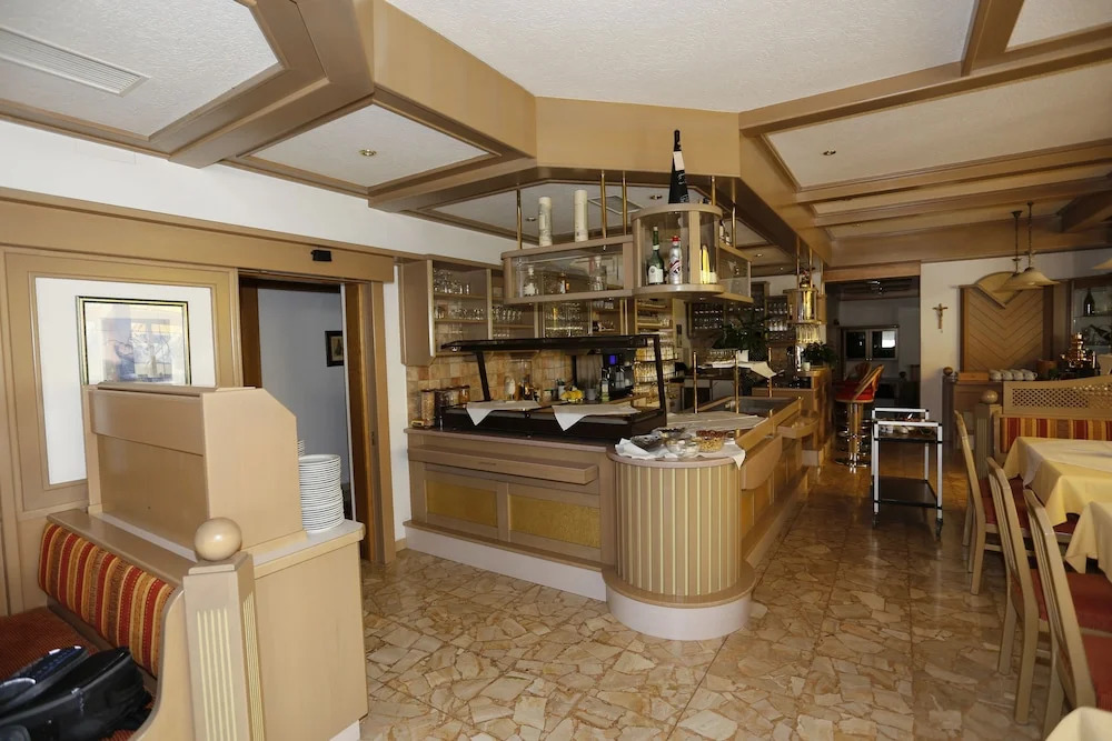 Hotel Edelweiss