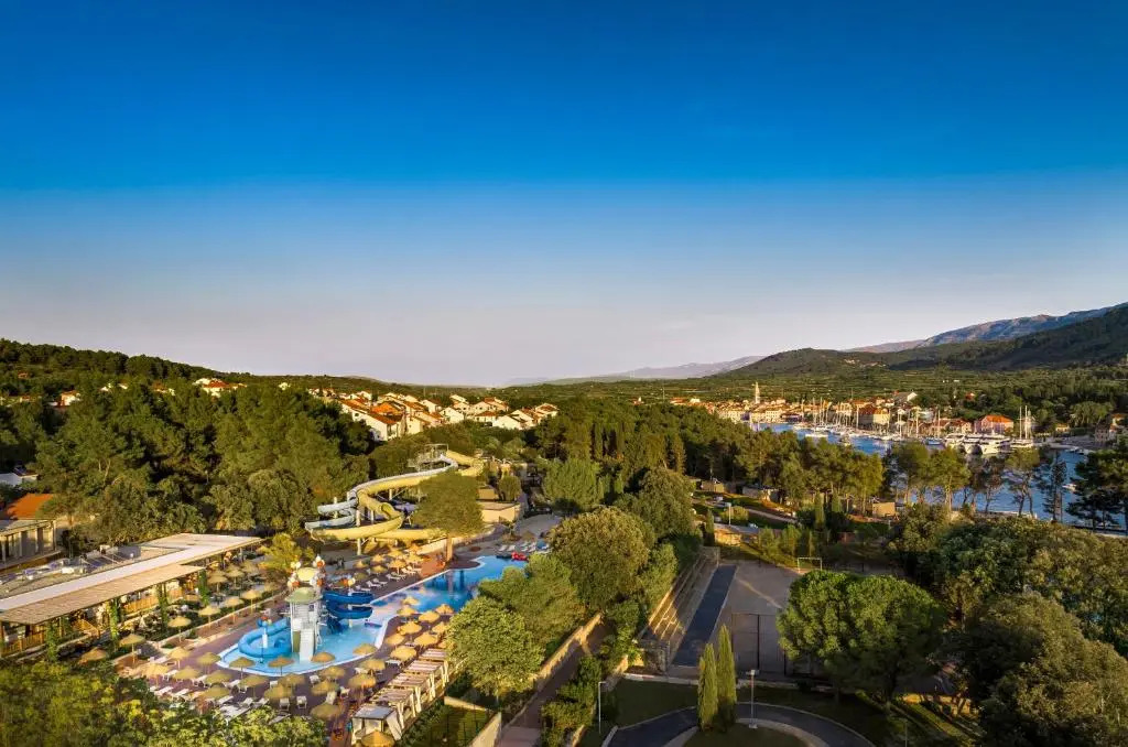 Valamar Amicor Resort