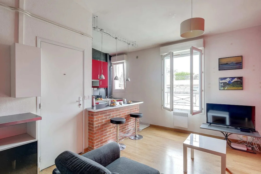 Apartment Near Père Lachaise for 3 People