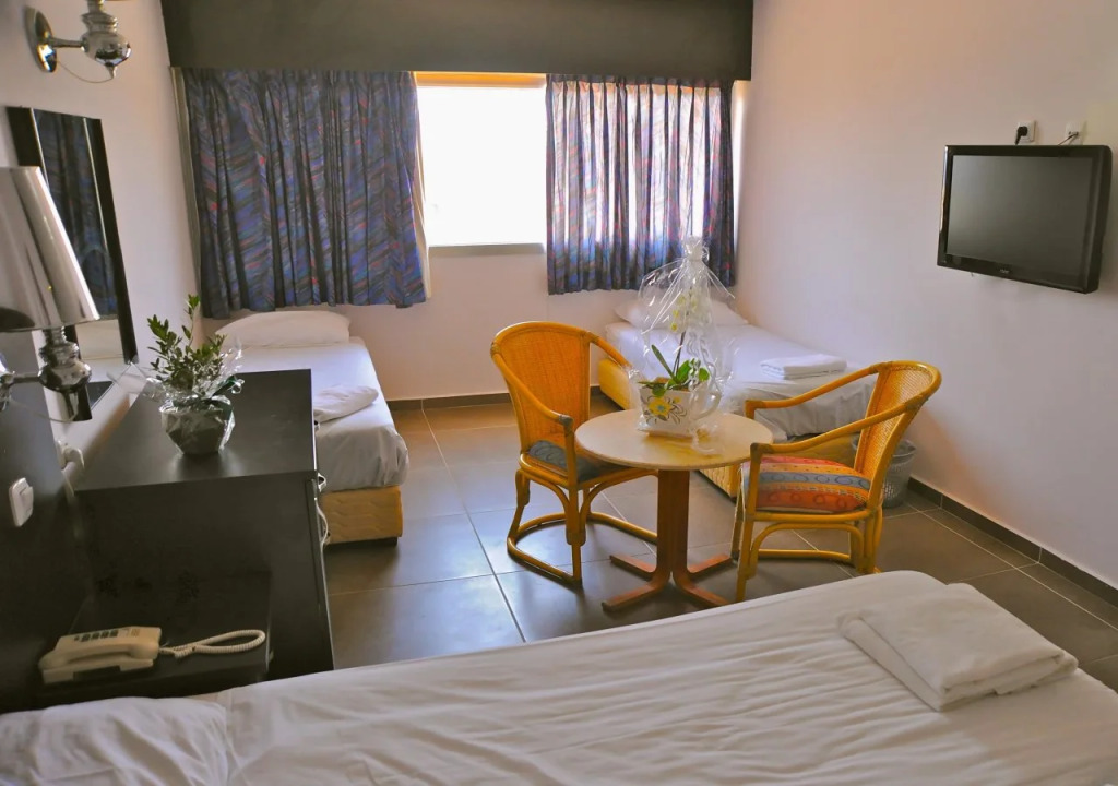 Aquamarine Hotel