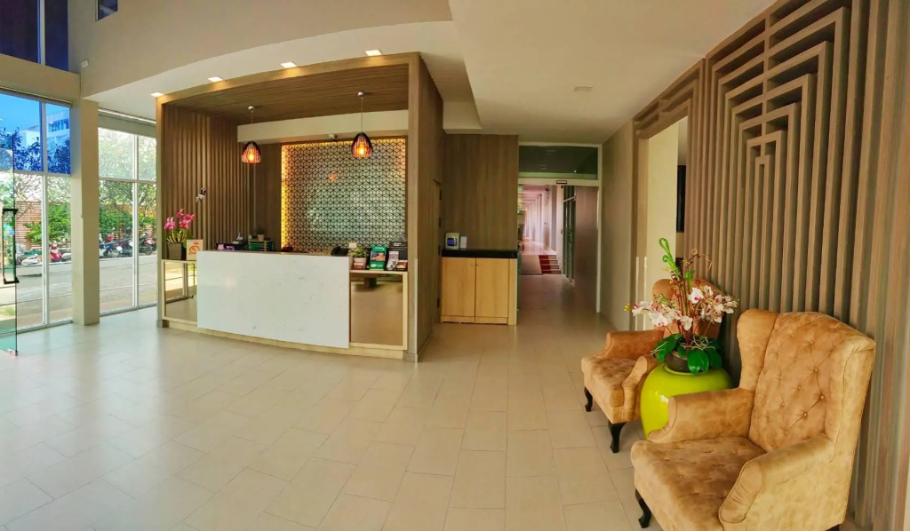 Embryo Hotel