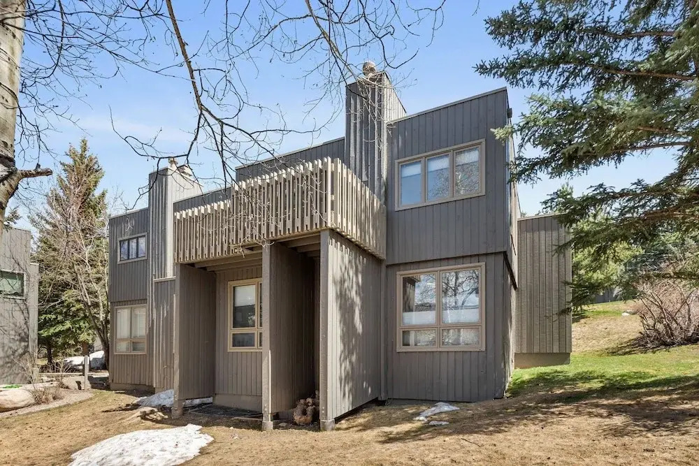 Snowmass Modern 3 Bedroom w/ Hot Tub 251