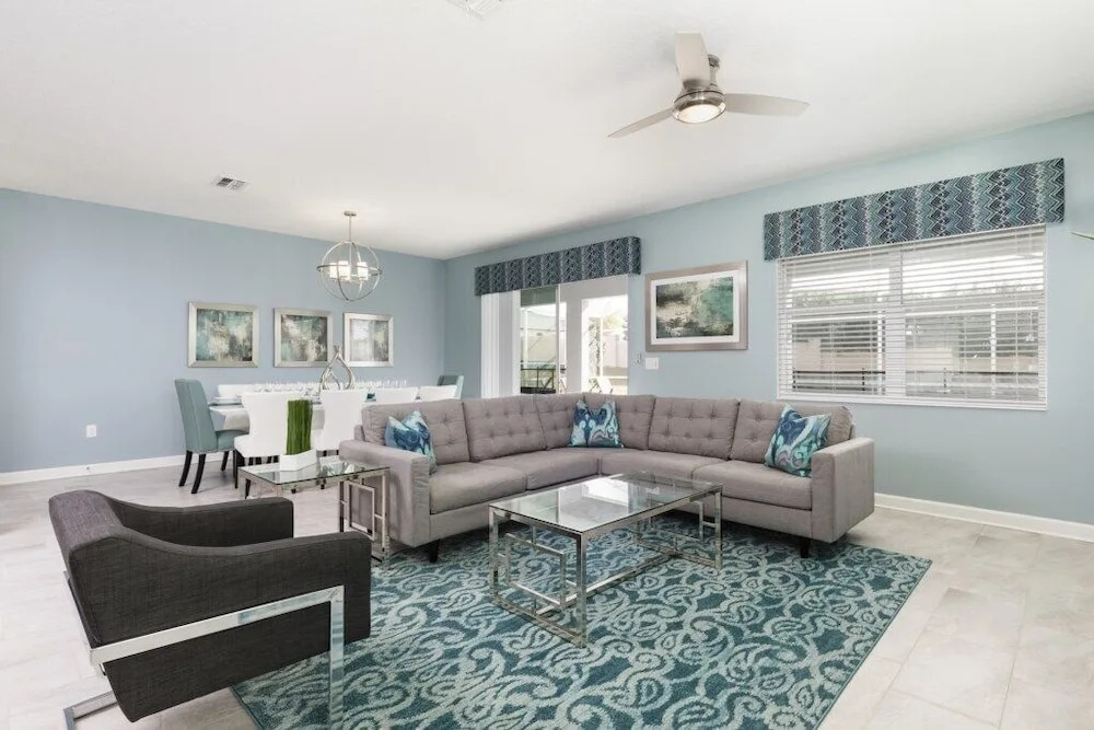 Champions Gate 1694 - Eight Bedroom Pool Home