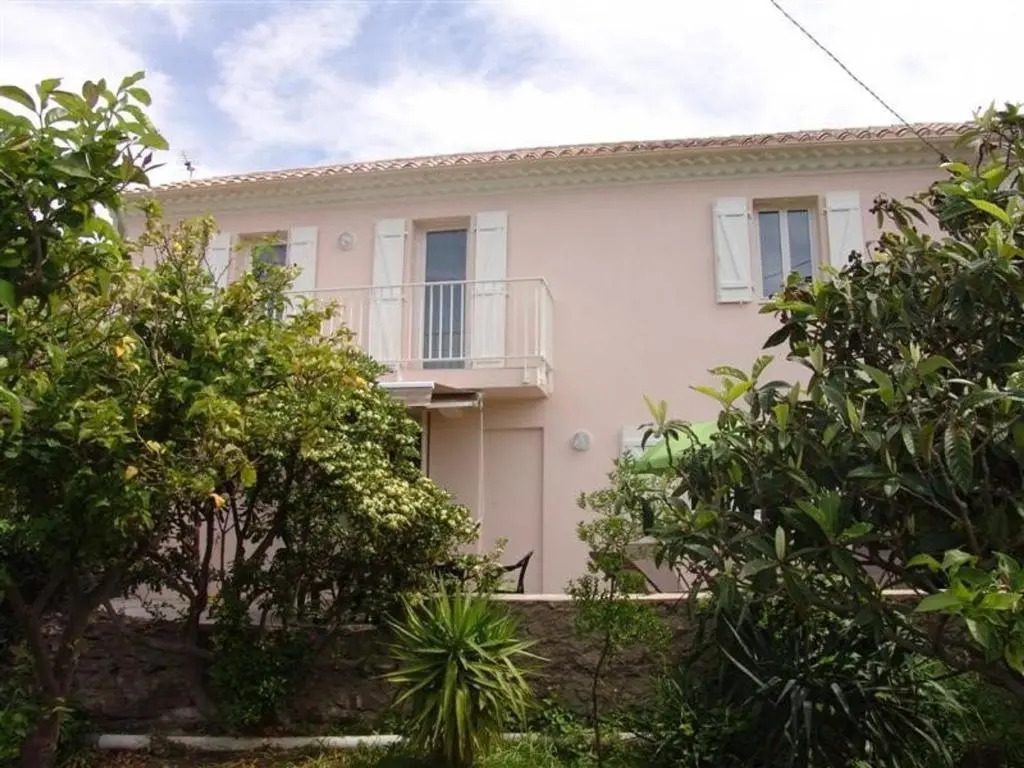 Maison Le Lavandou, 3 pièces, 4 personnes - FR-1-251-291