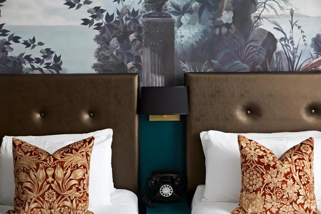 The Portico Hotel